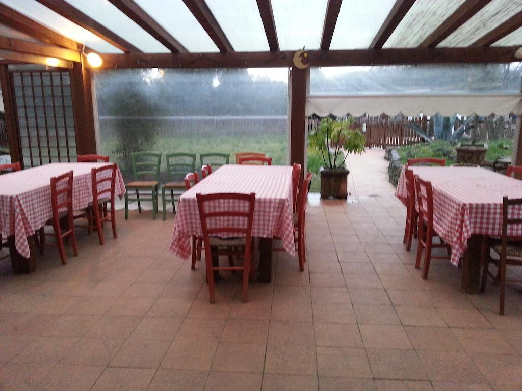 Agriturismo "La Rosa Canina" Bed & Breakfast Lerici Exterior foto