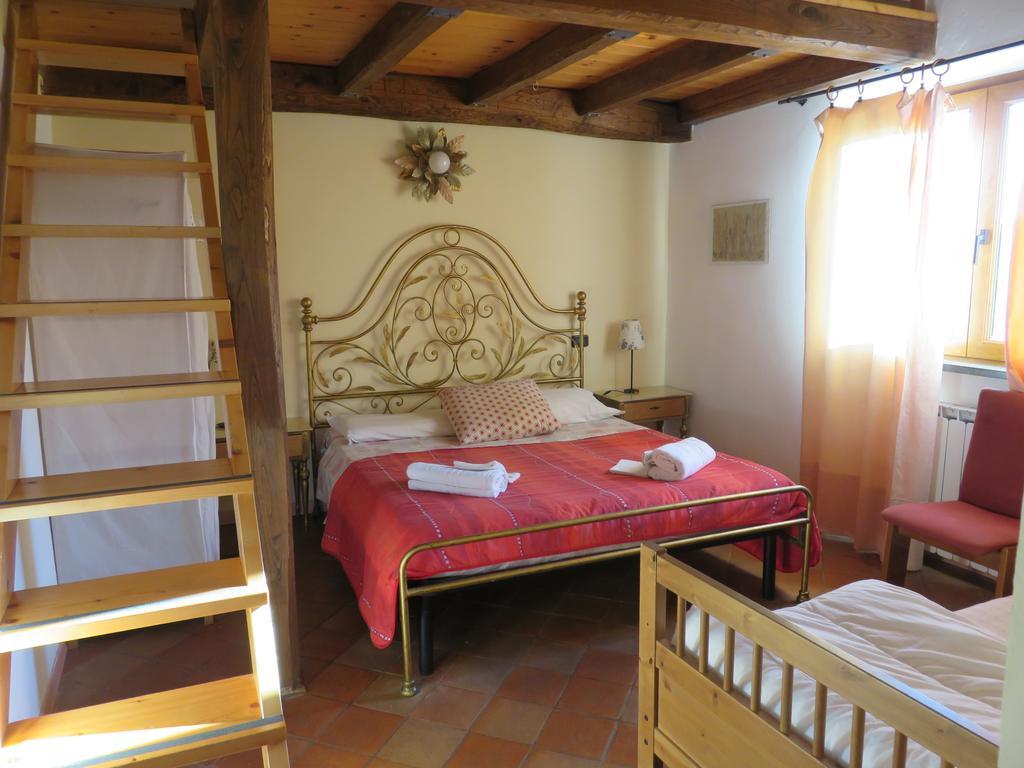 Agriturismo "La Rosa Canina" Bed & Breakfast Lerici Exterior foto